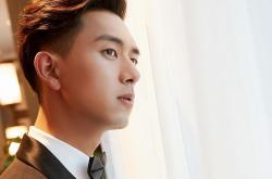 开云体育在线-绝杀与神扑，门将的夜晚，足球的魔法