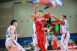 开云体育APP下载-新援加盟球队，谁能成为救世主