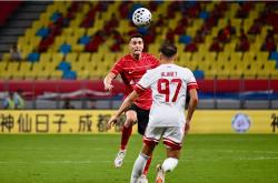 开云体育入口-外援表现出色，助力球队取得胜利