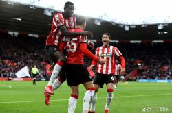 开云体育官网-包含南安普顿迎战伯恩茅斯，谁将在南海边取胜？的词条