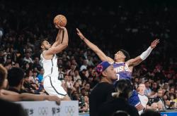 开云APP-篮网险胜广东队，布克关键制胜