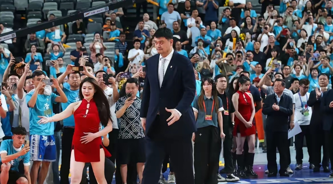 关于姚明将领导亚洲著名篮球青年赛事的信息