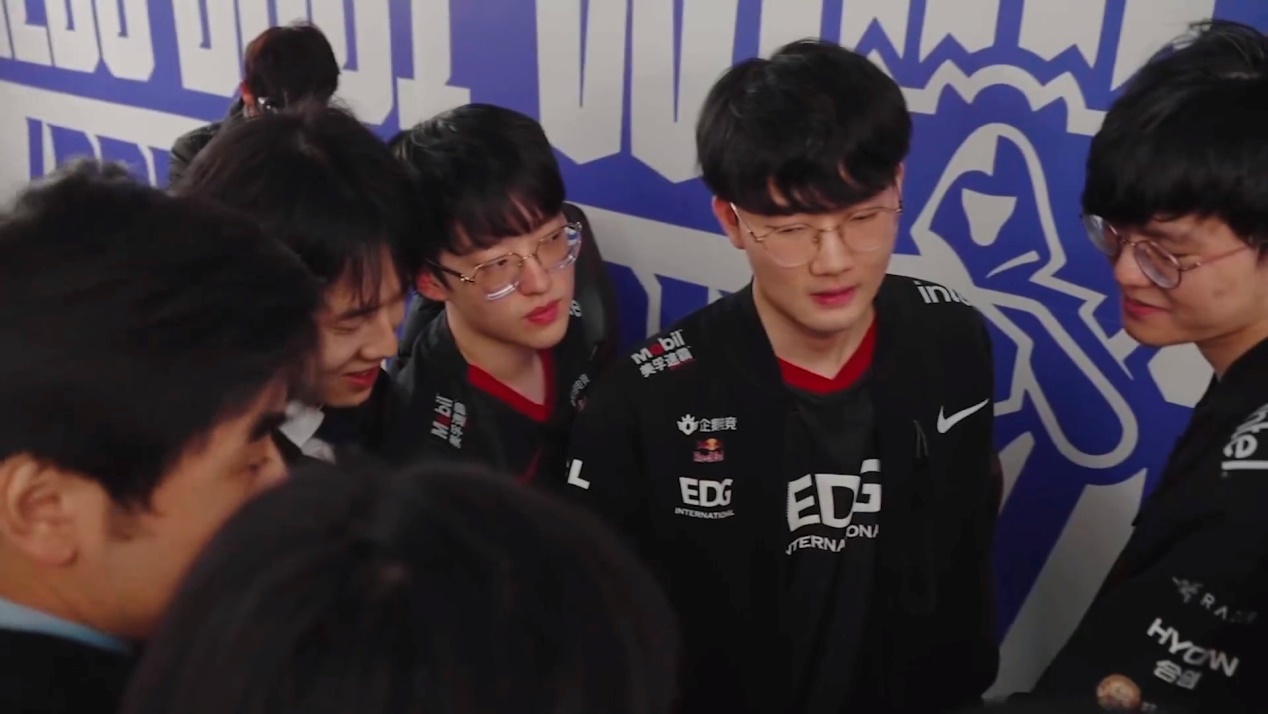 DRX力克EDG，ShowMaker团战一打五入围赛3:2（洛杉矶）