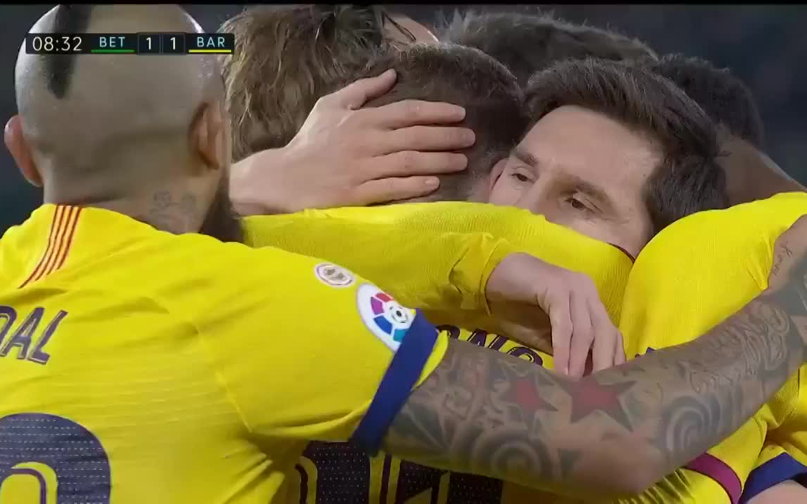 智利绝杀波兰，德容制霸全场的简单介绍