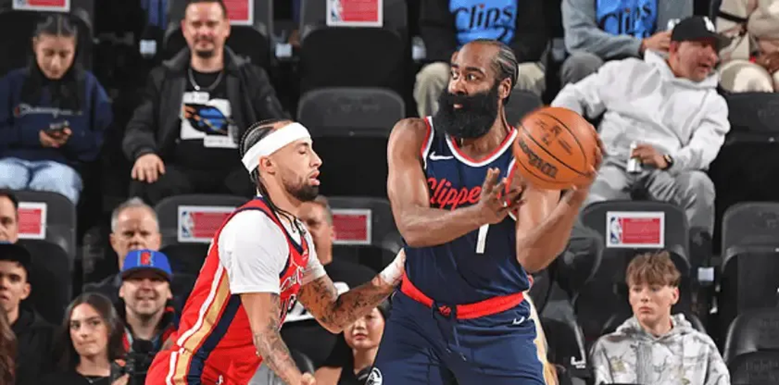 快船主场逆转森林狼结束两连败